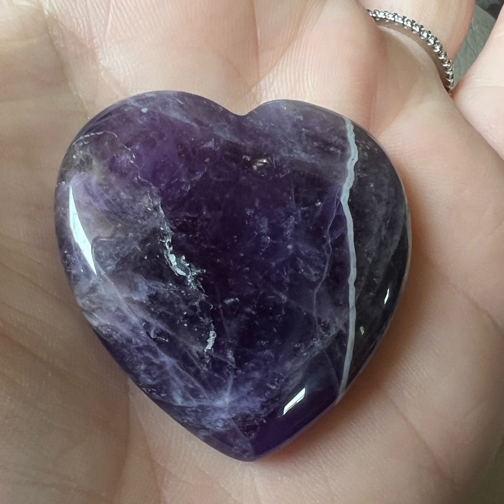 Ships TODAY! Dream Amethyst Heart